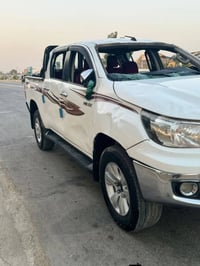 هايلوكس • ٢٧٠٠ بنزين • موديل ٢٠١٨
