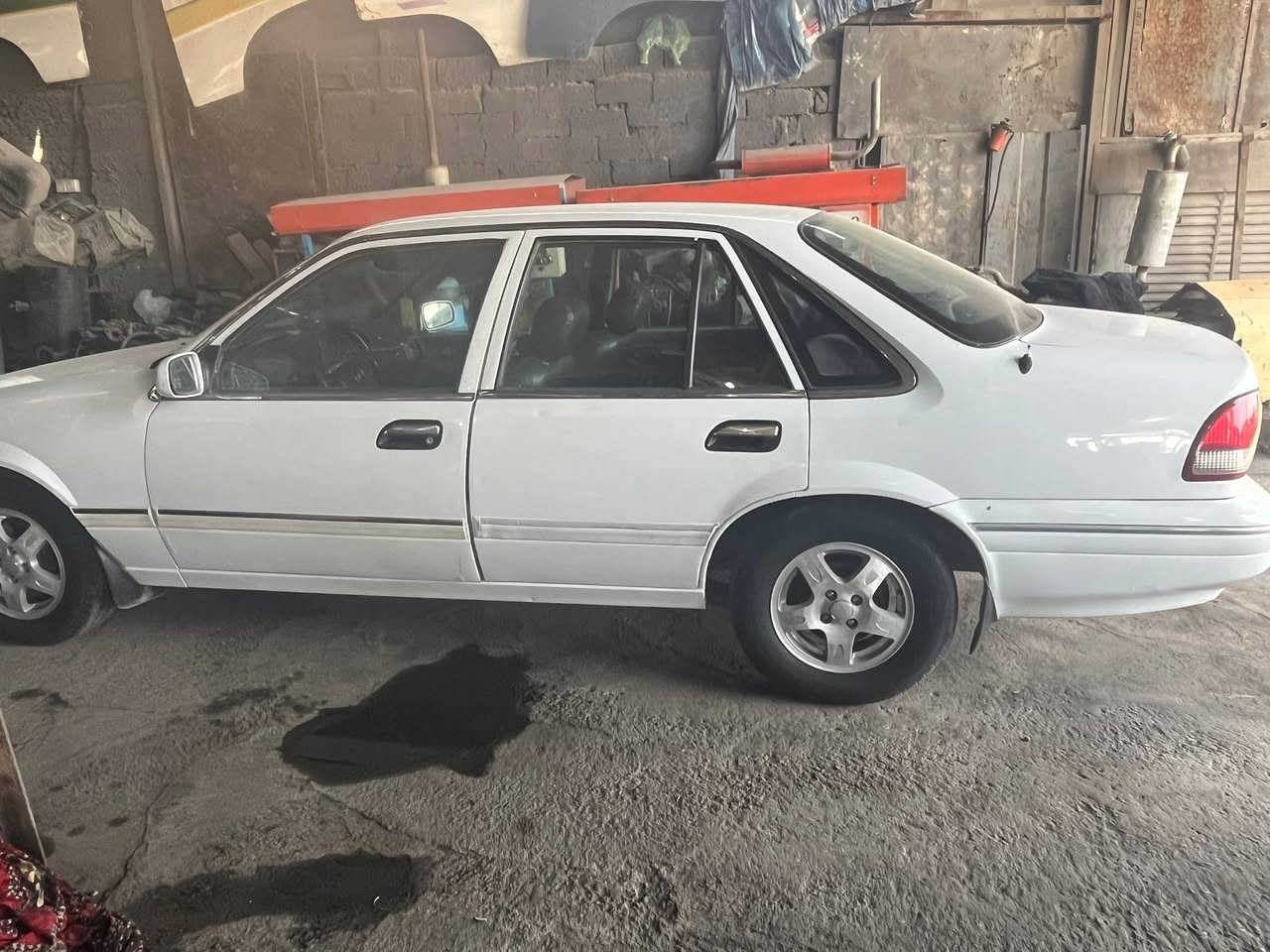 السلام عليكم برنس موديل 1996رقم بغداد إنكليزي محرك مسكر تبريد شغال جاهزه  كفاله بس دعاميات صبغ وتكحيل رقم ***********
