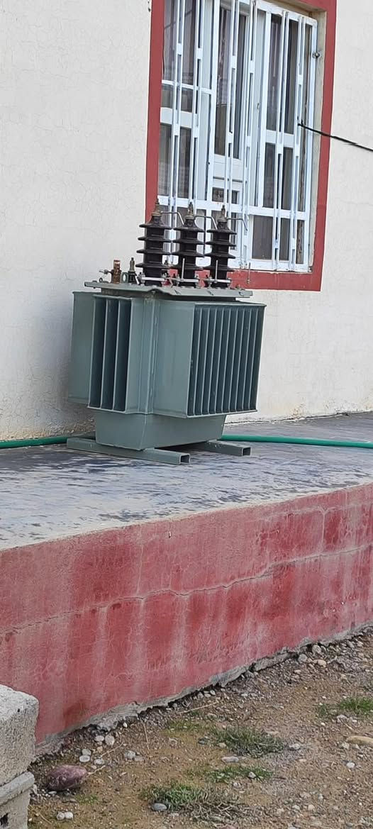 السلام عليكم محواله  حجم. 100مستخدمه موسم واحد  يعني نضيفه حيييل.   البيع  السعر  والستفسار *********** المكان صلاح الدين الشرقاط سديره
