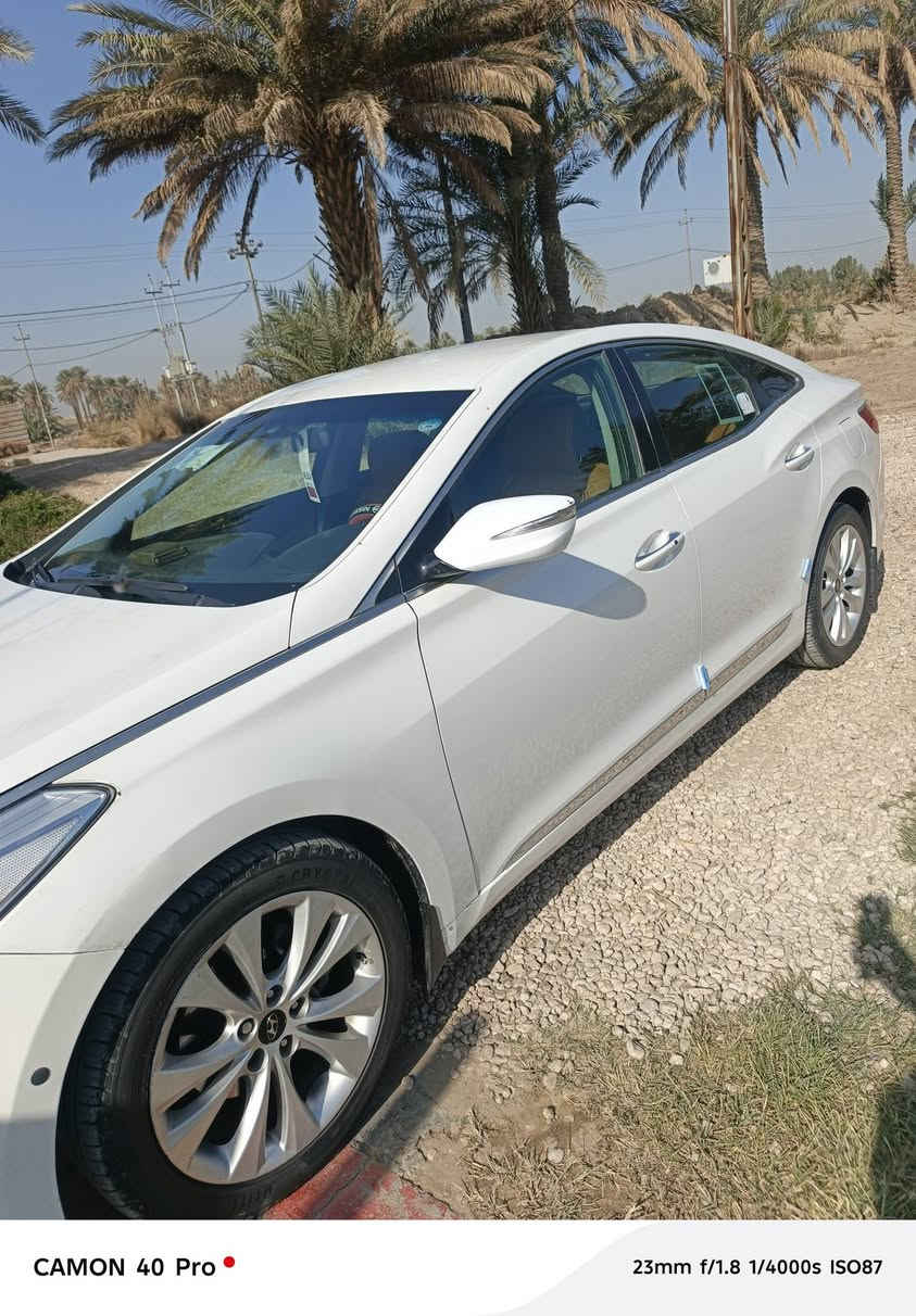 السلام عليكم
هونداي ازيره موديل 2012خليجي.....رقم اربيل
سنويه 2030
 موصفات ViP 
فول الفول مكينه 6 سلندر 
سيارة كفالة من الصبغ بارد فقط بخشم لبنيد وباب لعبري خفيف جدا ولباقي كفالة
قمارة وتكم موس كفالة من شخط 
مكينه وكير حداديه وتخم تاير تبريد غرفه الف ماذب عليه خير من الله ............................
ماشيه190حقيقي سياره دك جرس بل 120
موصفات السياره 
بصمه ابواب وتشغيل 

كشنات جلد
اناره داخليه مخفيه شركه
داخل ملكي للخير 
تدفئه  كشنات
قطعتين تبريد 
تحكم كشنات منفصل بل ابواب 
تحكم بيانو 
برده خلفيه كهربائيه 
بردات جانبيه خلفيه 
مري شفط نظام ترحيب
مري قلاب..............
عنده تقرب اناره داخليه 
فتح صندوق ذكي 
لدات خلفي 
حساس امامي خلفي 
نظام اصوات انفنتي 
لد مري جانبي 
حساس خلفي امامي 
يدات نيكل إشارات ترحيب جانبي 
دمام خلفي كولتي عالي 
دبل كزوو خلفي 
ويل كب 18 كرؤم
------------------------------------------
مكان السياره بابل ...................................
السعر130 وبي مجال
رقمي  ***********
