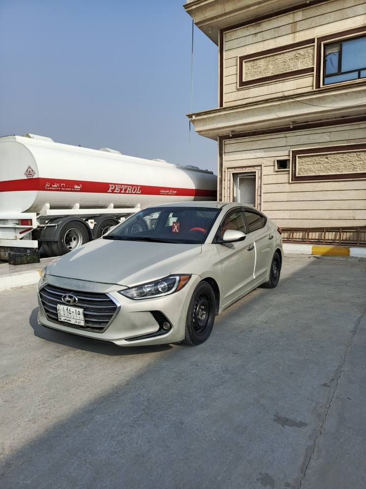 السلام عليكم ***********
النتره مديل 2017 وارد امريكي بيها صبغ 3 قطع جاملغ وبنيد وباب وبيها بارد بلجاملغ الخلفي بس بارد بدون صبغ سياره جاهزه كير مكينه حداده تبريد خير من الله سياره حلوه رقمها ذي قار تحويل ثاني يوم راعيها جيراني بلبصره سعرها (108) وبيها شي بسيط مكاني بلبصره مامتواجد بلنت اتصل وتدلل *********** البصرة, العراق
