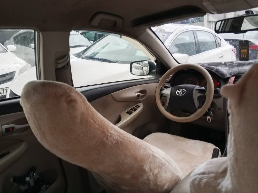 Toyota crolla 2013 
٥ پارجەی بۆیاخە جەمپی پیشو دوایی هەیە 
پیشی بەس کن دەبەی بی شانسی 
رەقەم سەنەوی نوی حازر جایزە 
٩٢ مجال Km280 ماشاءالله 
*********** أربيل, العراق
