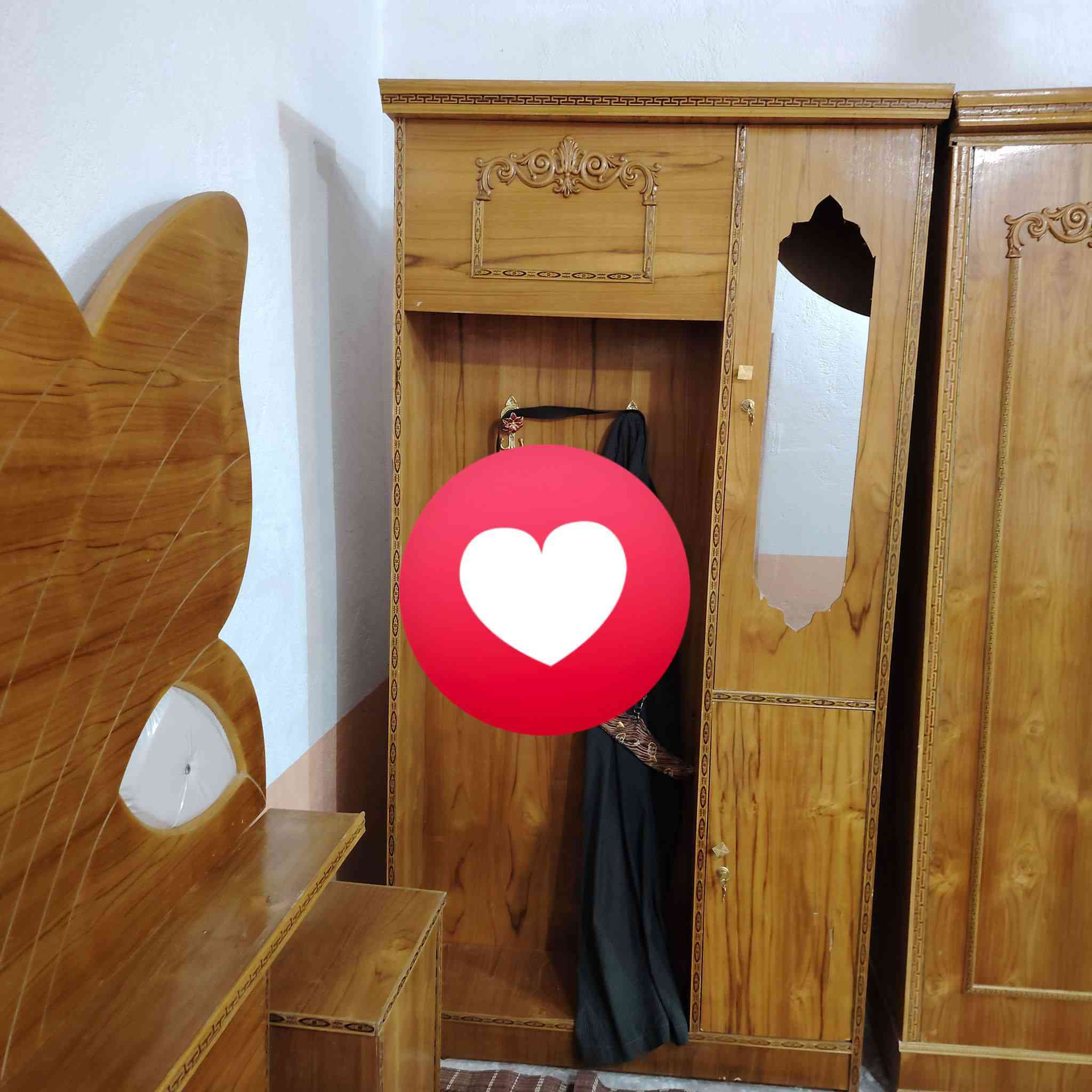 غرفة  نوم للبيع  السعر 500   اوبيه مجال مكاني نجف رضويه ***********
