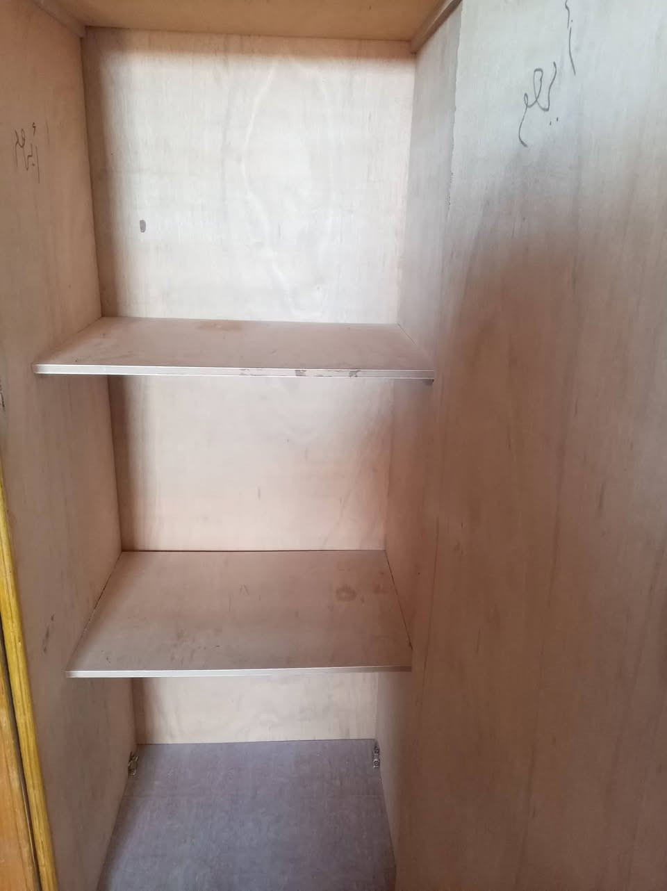 للبيع أو مراوس بغرفه بناتيه تركيه 
كنتور نجاره بابين كلش نضيف سعره 225 وبي مجال قليل
جربايه 55

#بس الشراي يجي خاص مستعجلين ع بيعتهن


**إذا كنت صاحب هذا الإعلان وتريد حذفه لأي سبب، رجاءا أرسل رسالة إلى الدعم الفني**