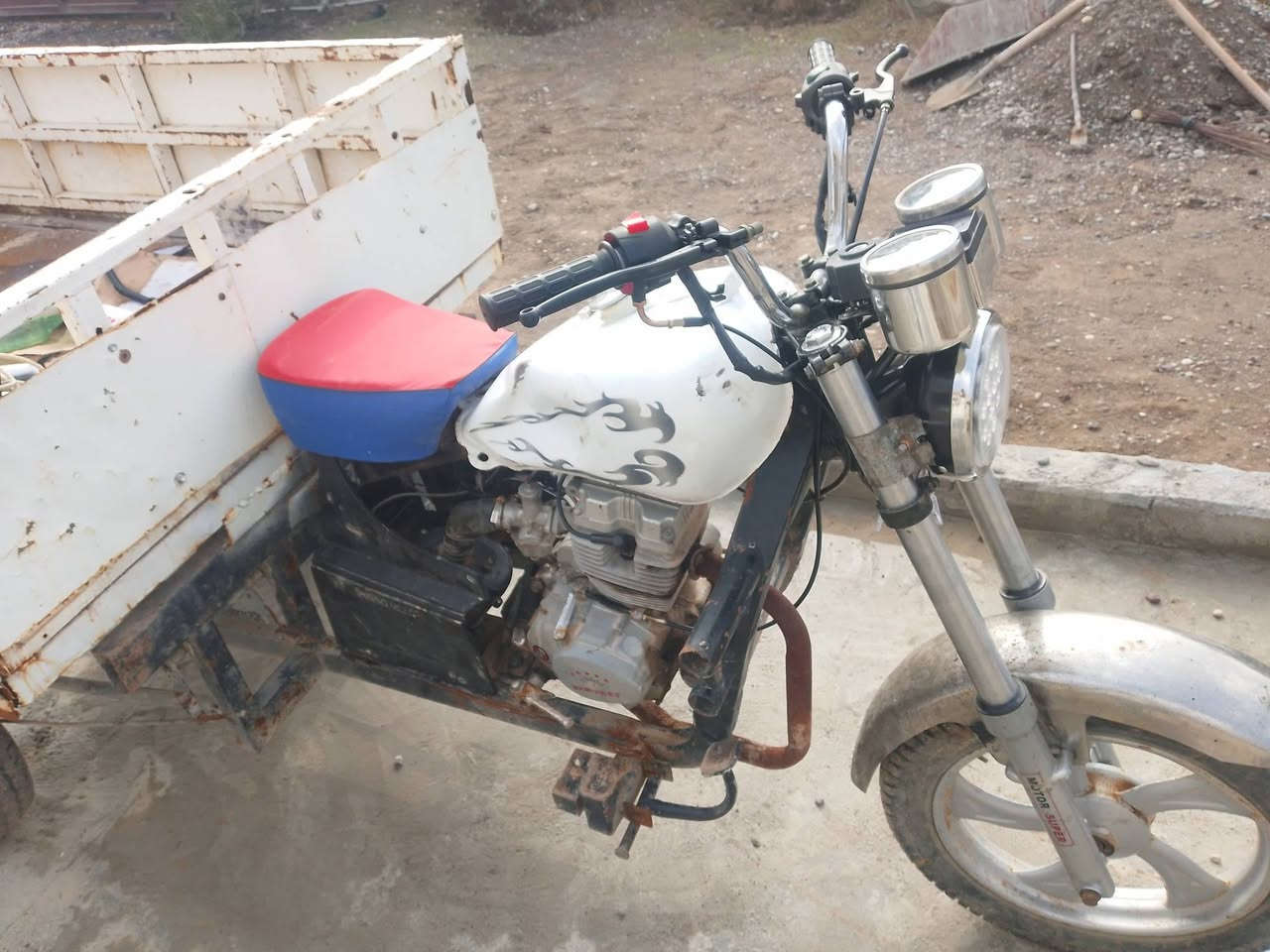 سلام عليكم ستوته للبيع كلشي جديد موديل 21 نضيفه جديده السعر 750 وبهه مجال


**إذا كنت صاحب هذا الإعلان وتريد حذفه لأي سبب، رجاءا أرسل رسالة إلى الدعم الفني**