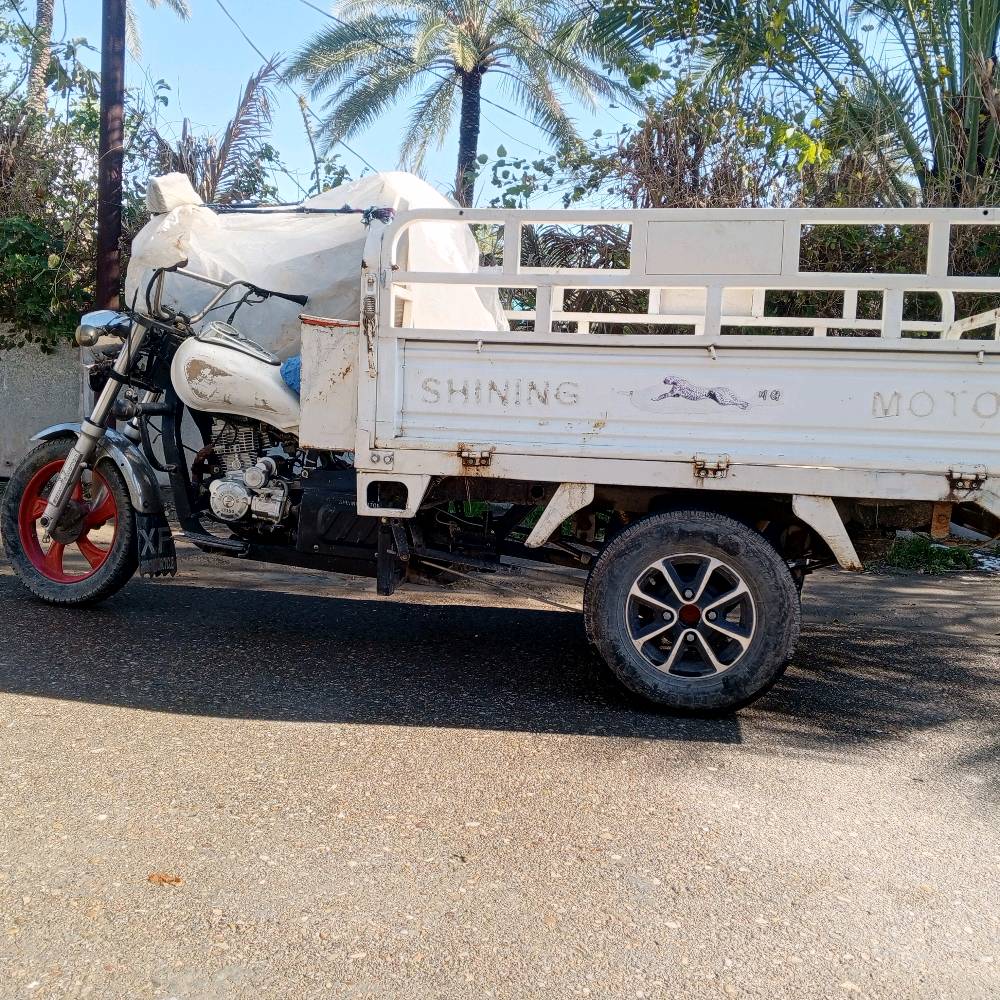 ستوتة موديل 22نضيفة المحرك نضيف سعرها 1450بيهة مجال حگ النقص 
رايدلهة دشبول وبگ لايت 
الباقي اطلع للشگل گبل 
الموقع شهربان حي المعلمين بصف الجامع 
