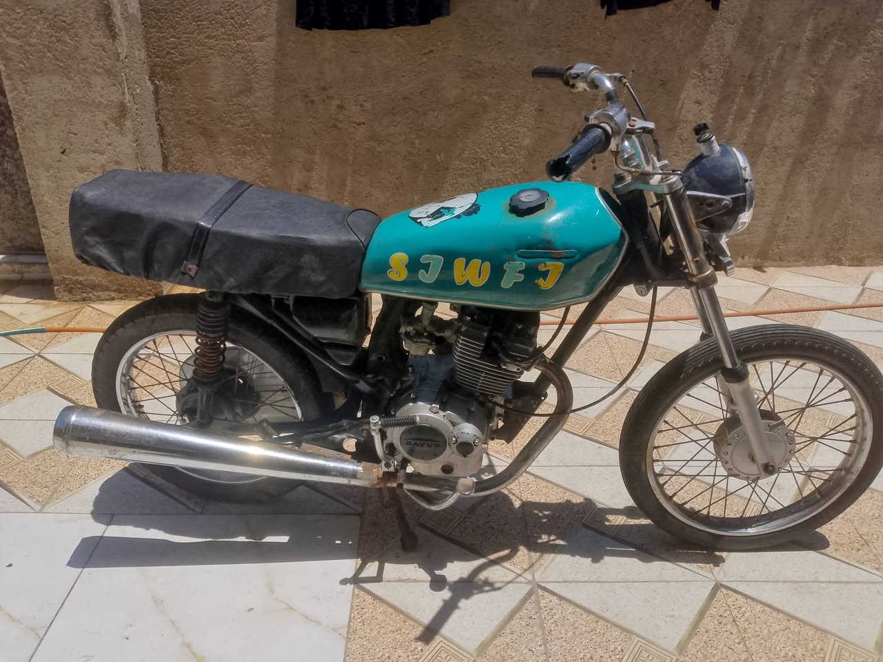 سلام عليكم  كلك مكفوله  اربعه كير محرك دايون عضم موديل  22 دراجه تخبل محرك اخرس شلعه معدل رزانه دراجه مال جناي ماناقصه شي تركع هندر وتوديك وين ماتريد  السعر 275 بيها مجال قليل مكاني كربلاء الابراهميه قرب السيطره رقم الهاتف *********** شراي اتصل
