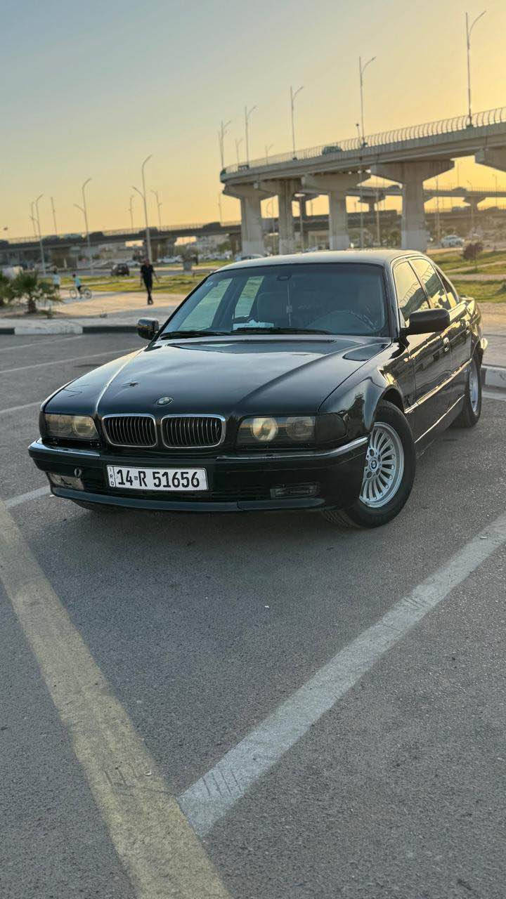 السلام عليكم 
بي ام خفاش حجم 730i اصل 
سياره بسمي تحويل مباشر رقم بصره الدولي سنويه مجدده لل 2029
سياره كير مكينه30 كفاله  
مكفوله من الضربه مصبوغه عام جماليه 
غرفتها يحتاج تعديل كونترول الجام عطلان  شيال كاردن خربان سعره 25 الف 
حداديه حلوه 
كهربائياتها كلها شغاله 
دوسه الجوه  تحتاج سمكره او تبديل 
السعر 55 مجالها حك الجيه 
مكاني البصره / الاصمعي 
رقم الهاتف *********** البصرة, العراق
