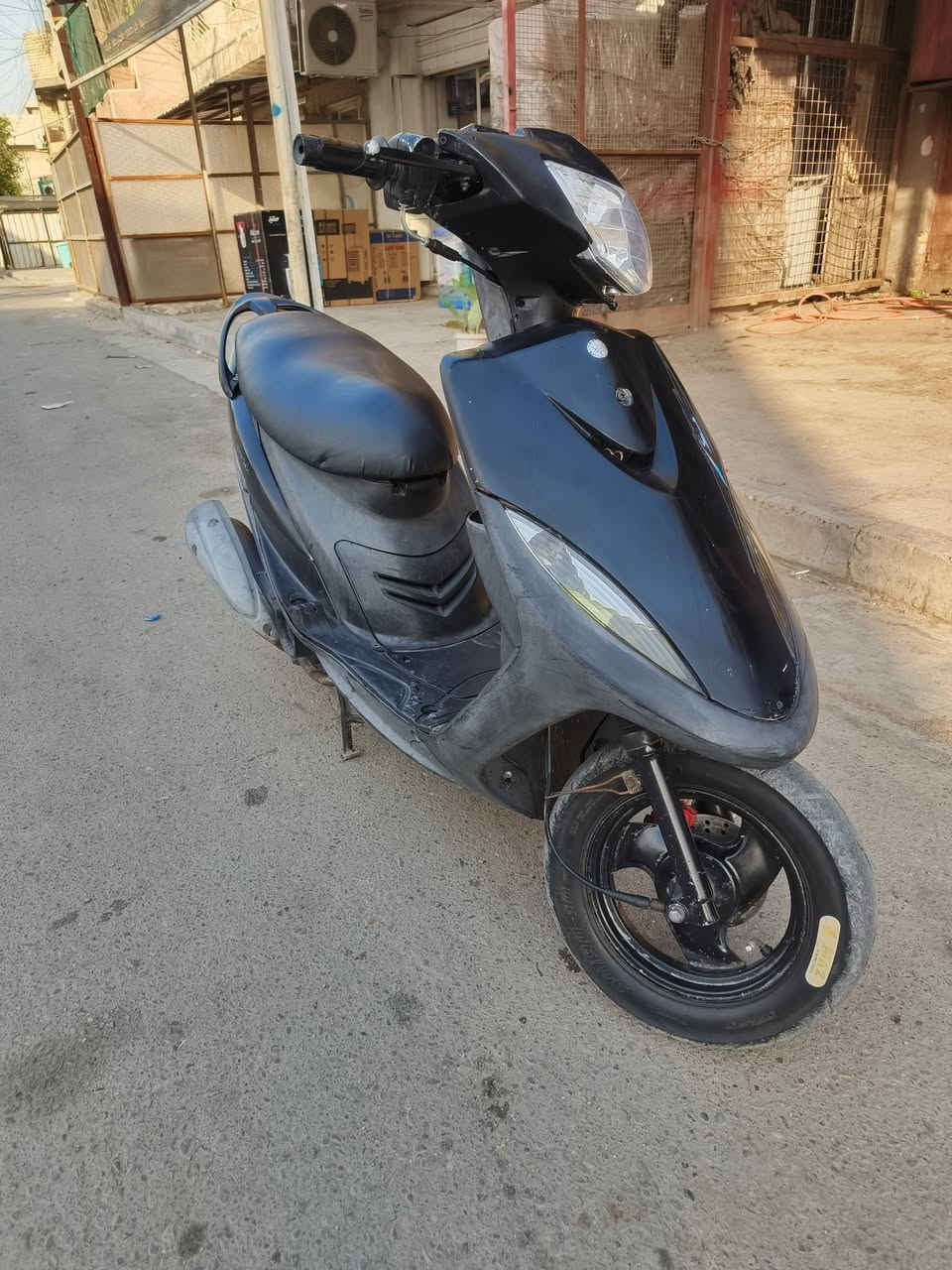 السلام عليكم ماكس عدله بلاديه مكفولة نضيفه مكينه كفرات بلاديه مكان بغداد الشعب السعر650 بيه مجال ***********
