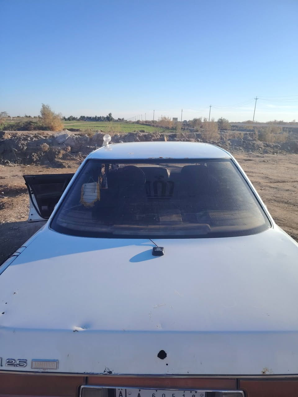 السلام عليكم هارتو للبيع موديل 91 سياره حلوه وجاهزه حداديه نص عمر سياره زينه سياره  السعر 42 وبيها مجال شراي يدخل خاص ***********
