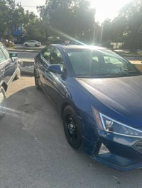 النترا 2019 سياره حادث بسيط بس بنيد مرفق بلمنشور الباقي مكفول رقم بغدا...