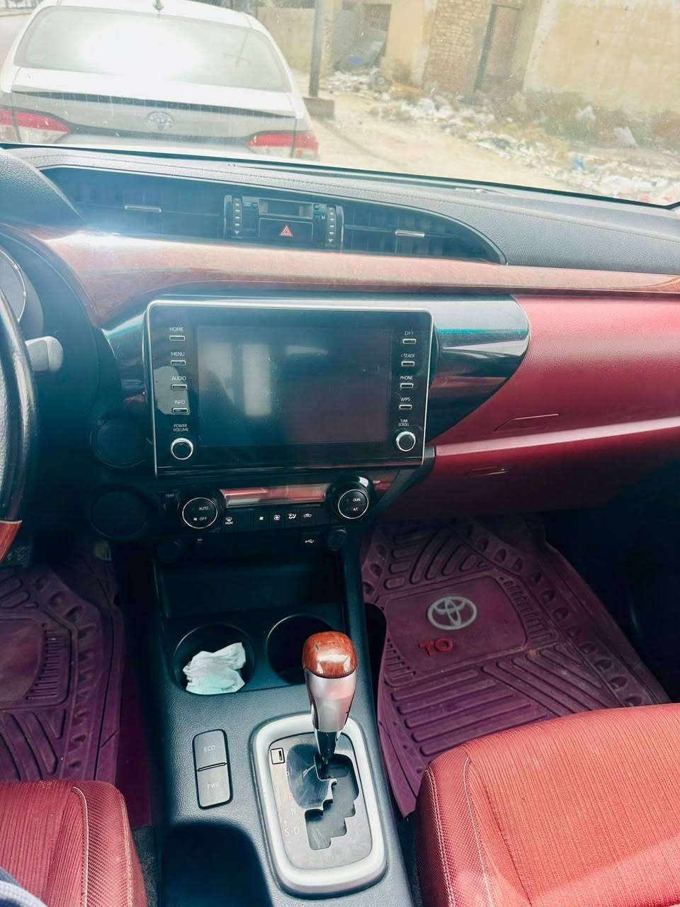 سلام عليكم ..بيع ومراوس
بيكم فلاونزه 2024 كويتي ساير سياره جاهزه سبير مانازل 
بيه صبغ بل بدي شخط ومصبوغ السعر 255 وبيه مجال عنون بل سماوه ...***********
