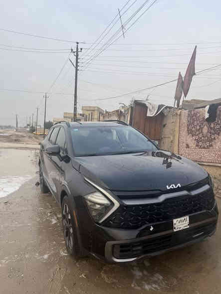 سبورتج 2023فول واحد على واحد سياره كفاله عده الجاملغ والبنيد الرقم باقي على الاستلام سياره جديده بمعنى الكلامه سونار موجود بلمنشور  السعر 215 يعني شدتين وخمصطعش ورقه مكاني بغداد الزعفرانيه رقمي ***********
