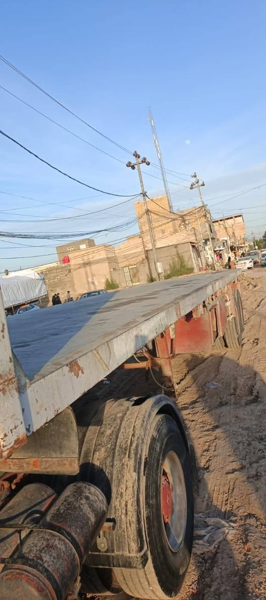 السلام عليكم
عربانه للبيع دناكير 14
الطول 12 متر وربع
تخم تاير 24
المكان النجف
السعر 50 وبيه مجال
***********
