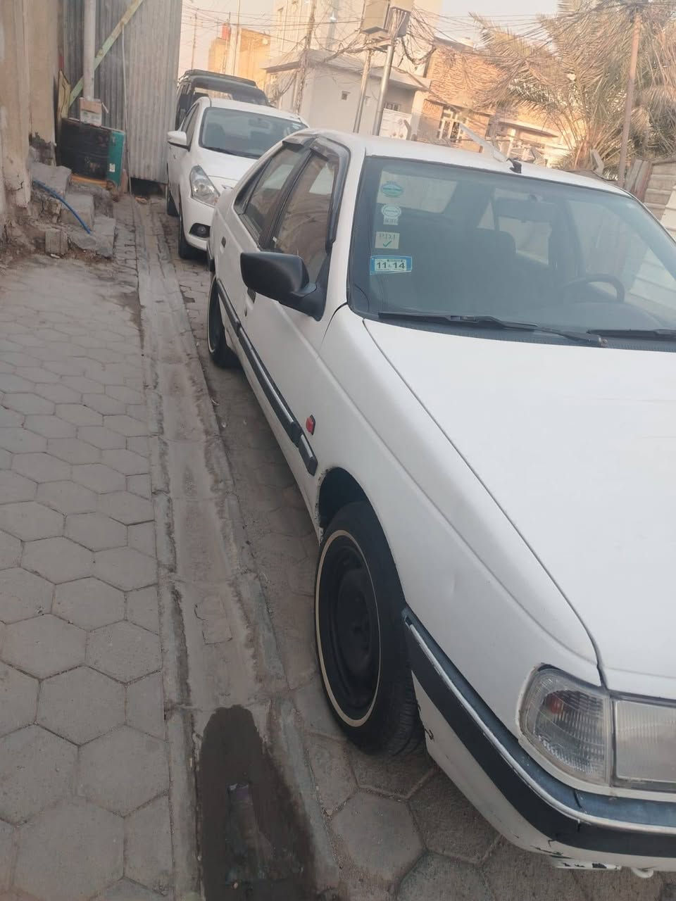 بيجو 405مديل 12 حداديه 100٪ تخم تارير جديد تبريد شغال رقمها حله راعيه موجود هنا بنجف مكان السياره ايضاً نجف باقي التفاصيل خاص او استفسار على هذا الرقم:***********
