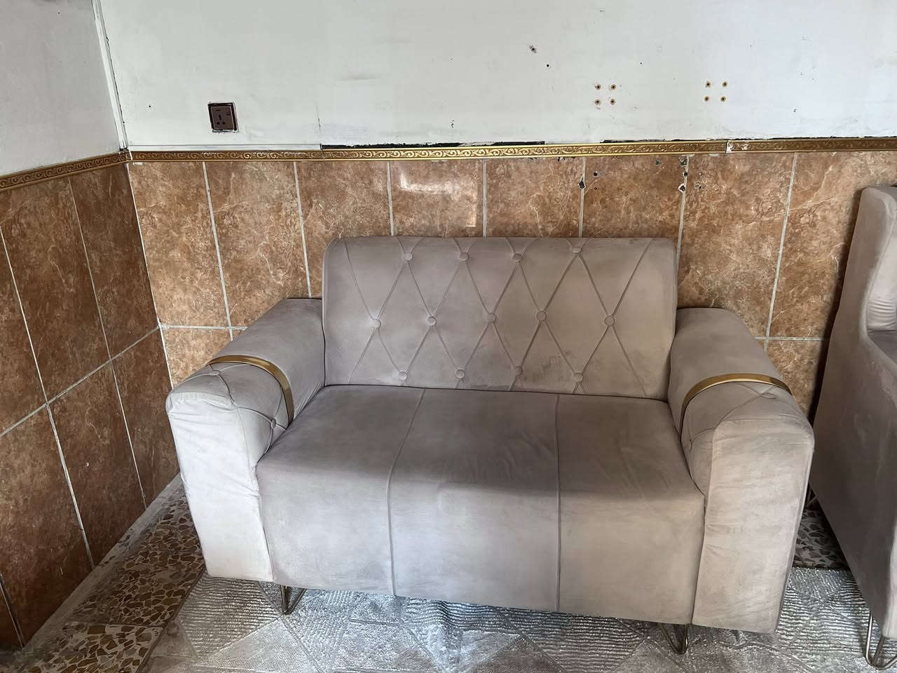 سلام عليكم. تخم للبيع.   عنوان الغدير قرب جامع خديجه. ‭0774 059 0479‬
