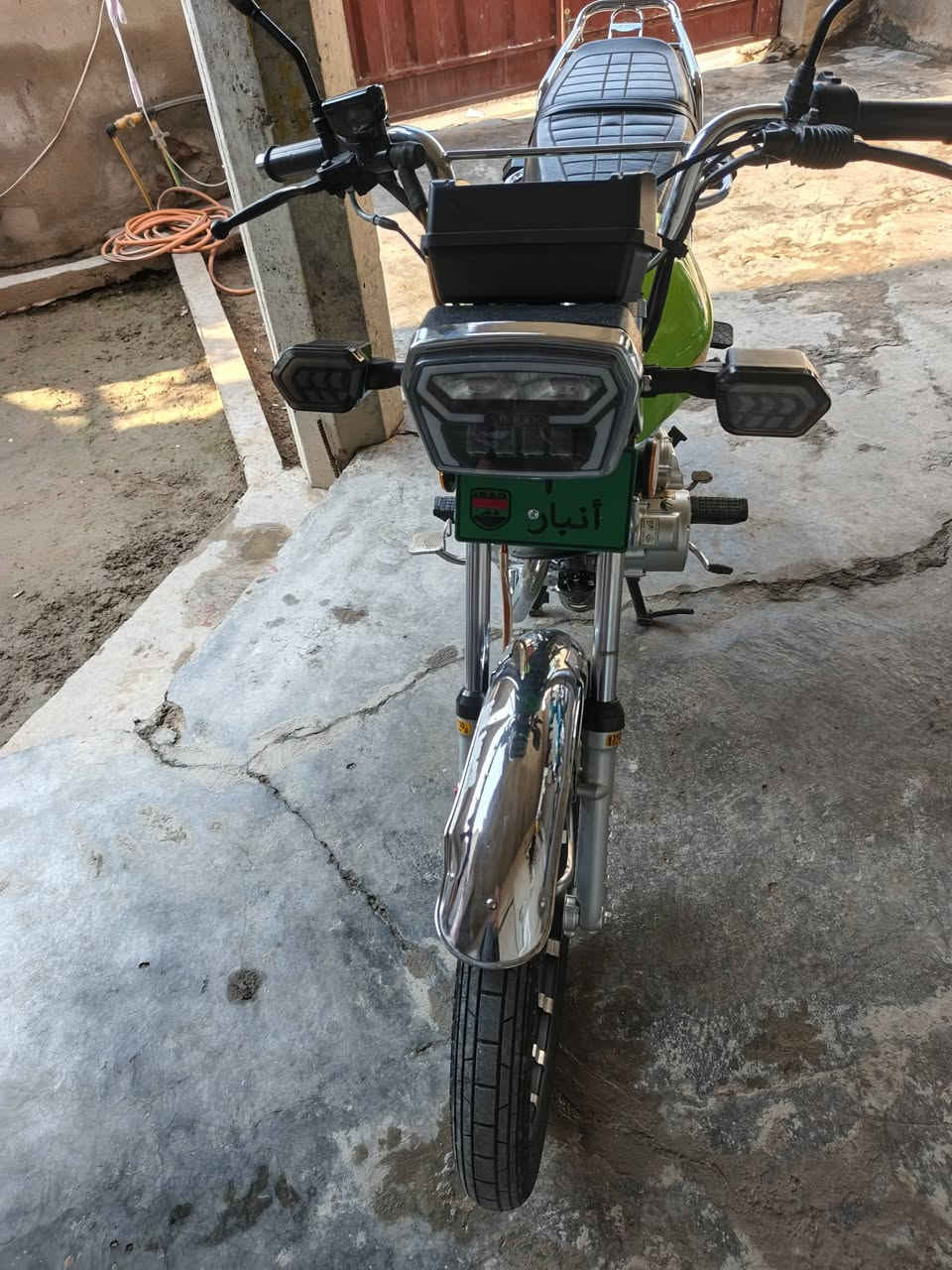 سلام عليكم دراجه سولنك محرك 200cc كفاله من كلشي اوراق منفيس شلعه معدل فول مال جناي دراجه اخوان؟؟  العنوان فلوجه شهداء،،، السعر 900..... ***********
