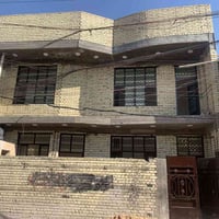 بيت الإيجار في البلديات مربع الذهبي قرب حيدر ابو شربت البيت جديد كلش ٠...