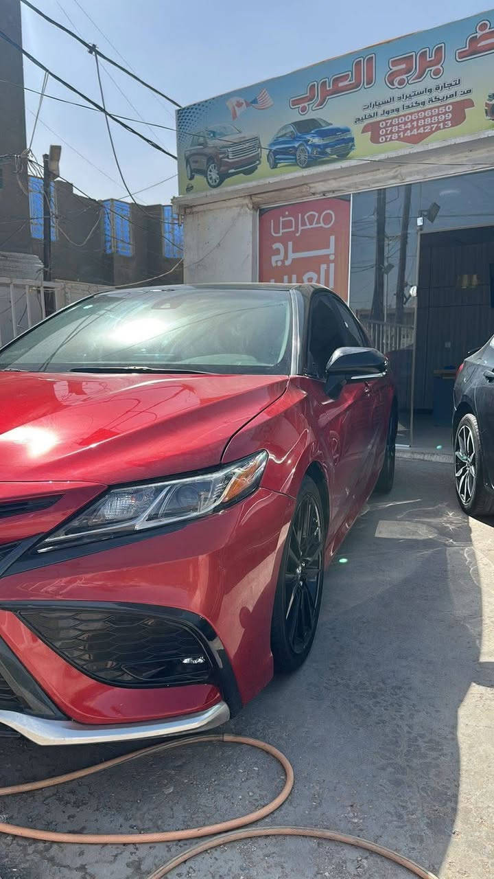 كامري 2023 
امريكيه 
هـايبـرد محرك 2500
حره دخول جديد / 
فول مواصفات 
فتحه 
بصمه 
جلد دواخل بيجي 
انظمه قياده 3
اوتوهولد + سايد بريك كهربائي
شاحن لاسلكي 
سايد بريك كهربائي 
ويل كب 19 اسود 
مكان السياره السماوه حي الحسين الأربع سايدات
 معرض برج العرب لتجارة السيارات 
السعر  

***********
***********
