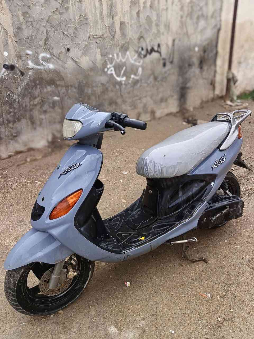 سلام عليكم درجة اكزز لبيع نضيفه كلشي شغال بيه سلف هندر لايت اشاير بيك لايت مكينه  ناعمه درجة درجة كلها بلادمال جناي  مفتوحه بس بستم سعرها مناسب 450مكان ناصريي مركز وشراي ***********يتصل عله رقم مستعجل عله رقم
