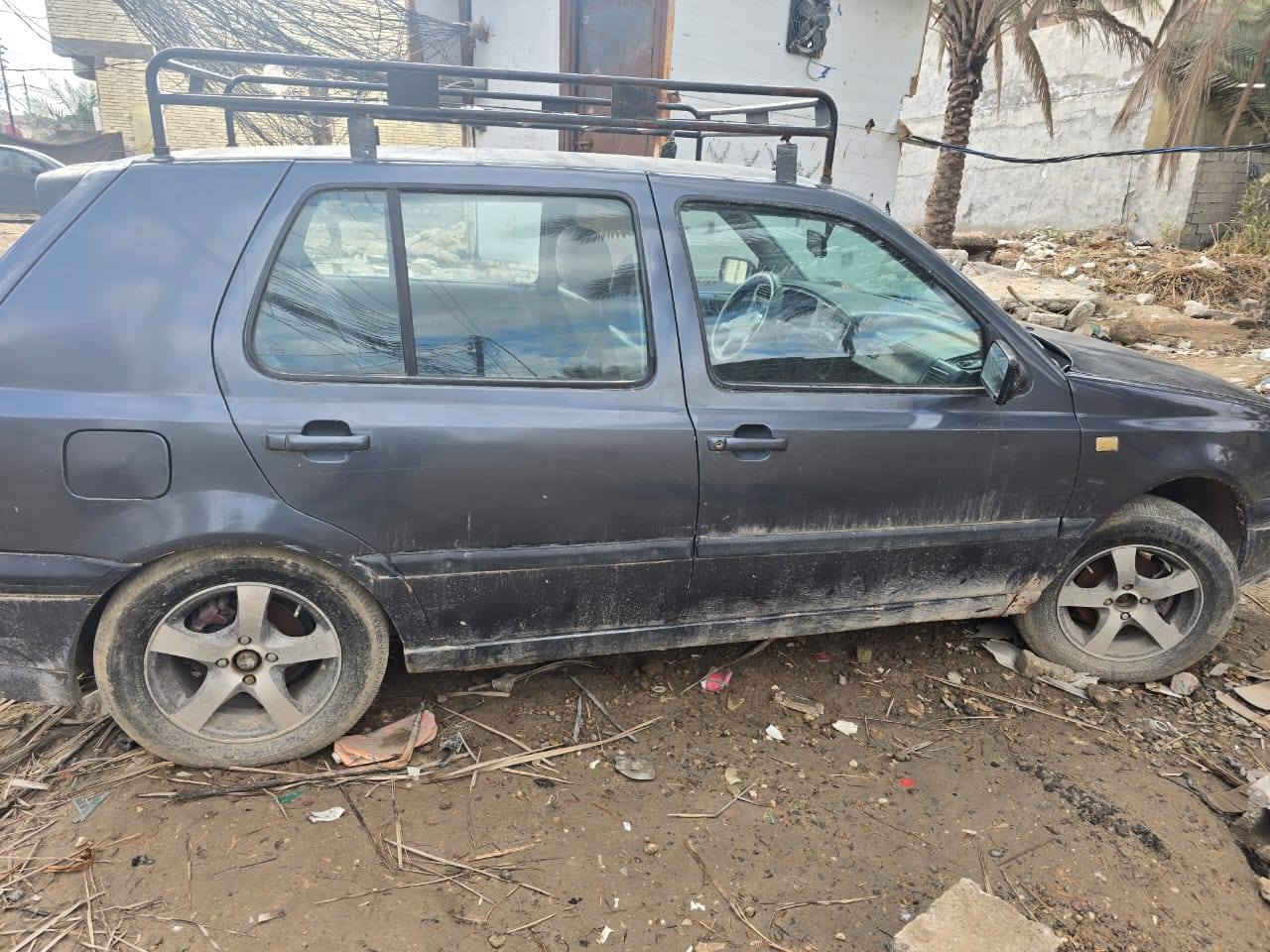 سلام عليكم گولف موديل ٩٢ صبغ عام رقم بغداد الماني مكينه 2000 گايمه سعر ٢٥ وبيهة مجال مكان السياره كربلاء ***********
