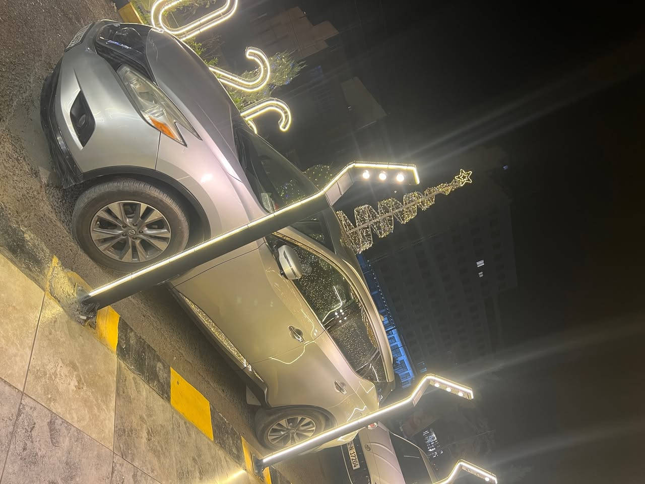 🚘 للبيع نيسان مورانو موديل 2017 – فول مواصفات
🔹 الحالة: ممتازة جدًا ياباني 6 سلندر تاخذ بانزين عادي قويه جداً وسريعة 
سنويه جديده ب اسمي تحويل مباشر 
كير ومكينه جدد تخم تاير جديد ادامه كامله
🔧 فحص كامل وجاهزة للاستخدام
🔧 لا تحتاج أي مصروف

✨ المواصفات:
✔️ فل كامل
✔️ مقاعد جلد كهربائية مع تسخين
✔️ فتحة سقف بانورامية
✔️ شاشة لمس كبيرة
✔️ نظام ملاحة
✔️ كاميرا خلفية + كاميرات محيطية
✔️ بصمة تشغيل
✔️ كروز كنترول
✔️ تحكم بالمقود
✔️ بلوتوث + USB
✔️ نظام صوتي عالي الجودة
✔️ مكيف قوي جدًا
✔️ جنوط ألمنيوم أصلية
 
السعر 135$
للتواصل اتصال أو واتساب: ‭ ‭٠٧٧٣ ٤٦٥ ٨٥١٨‬
