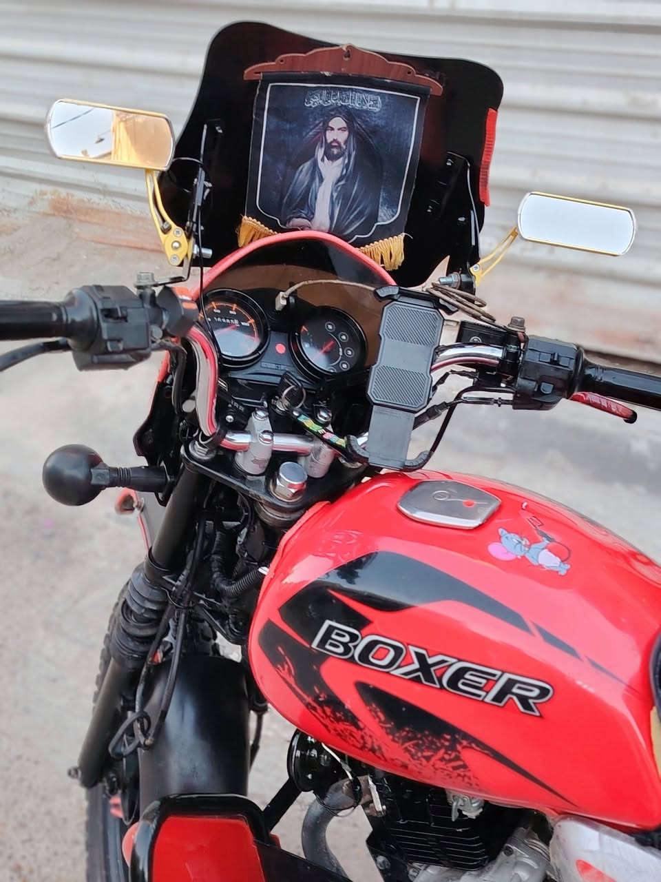 السلام عليكم بكسر للبيع موديل 2021 ماشيه 6 الفف كهربيات كلا شغال بس كيلو متر طافي دراجه متروكه جانت اوراق ضايعه اكفلك حلال وحرام 
السعر ٩٠٠العنوان الزعفرانيه، ***********
