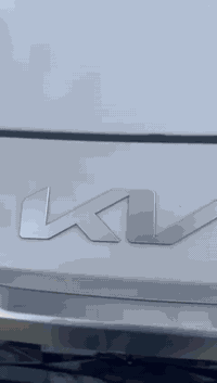 السلام عليكم
كيا سيلتوس موديل 2023
حجم المحرك 2.0
السياره فول مواصفات فتحه بصمه رقم بغداد تحويل ثاني
يوم باسمي
حادث جاملغ خلفي فقط 
مواصفات :-
1-تحكم ستيرن فول
2.كامرا دوارة
3. نظام كير سبورت
4.ويل كب
5. كشافات
6.لايتات لد
7.نظام ايكو
8.نظام تزحلق
9.رادار تحديد المسار
10.رادارات جانبيه امامي خلفي
نقطه عمياء
11.تدفئه بالكشنات خلفيه اماميه 
12.فتحه سقف 
سيارة2023نضيفه جدا أخت الزيرو
ماشية 32kفقط أخت الزيرو
السعر:159 
 ***********
مكان بغداد
