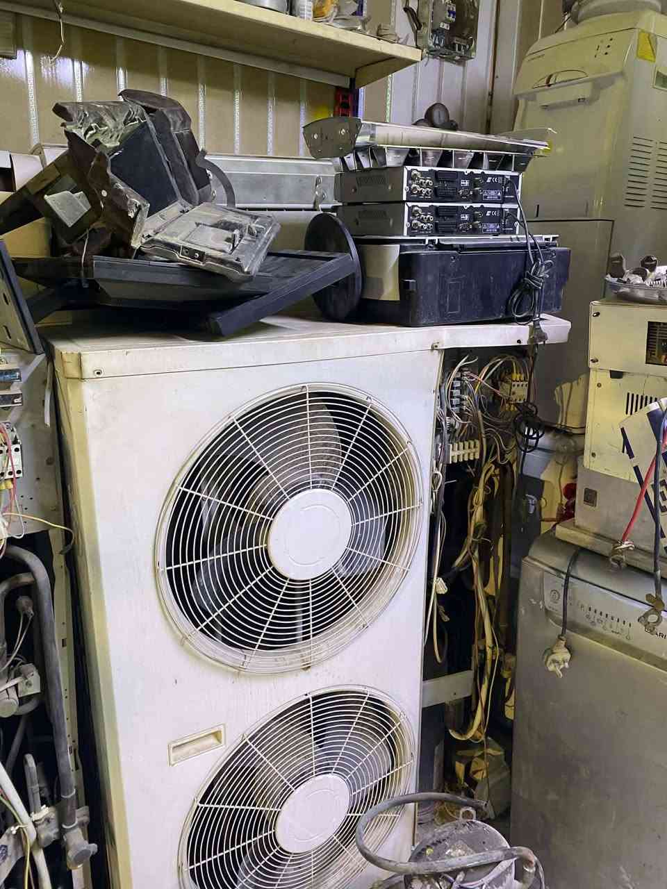 سبالت كنتوري 4 و5 طن شغالات وبلاديات مال مزاد دوائر عدد12 كرافت وال جي وسامسونك ودنكه *********** سعره الواحد 600 نجف كوفه
