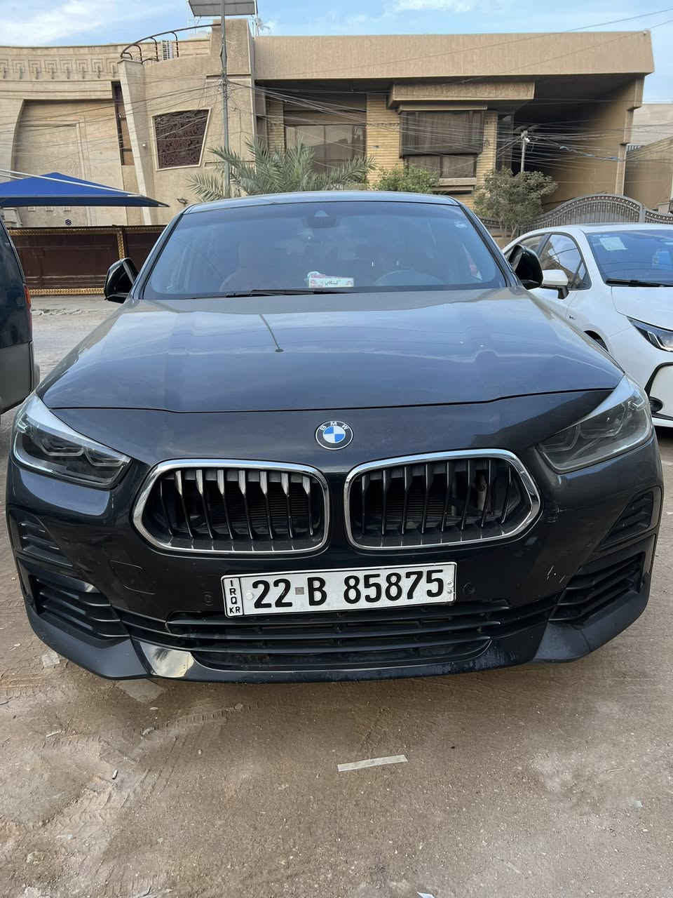 BMW X2 للبيع
موديل 2022 
فول مواصفات 
حادثها موضح بلصوره 
مكانها بغداد / زيونه
السعر 200 وبي مجال الشراي
ماشيه 52 الف ميل 
***********
