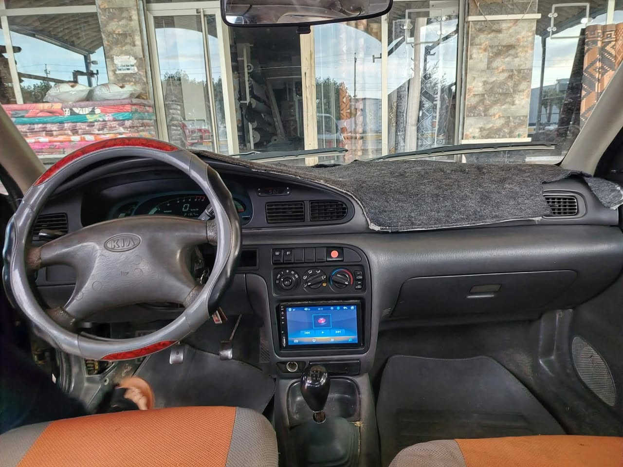 لبيع او مراوس سيفيا 95 ديالى انكليزي سنوية جديده 31 هزه جديدة كير محرك مكفول تبريدها شغال مرشوشه حزام تخم تاير كهربائيات كله شغاله صدر جديد 37 وبيها مجال مكاني ديالى بلدروز ***********
