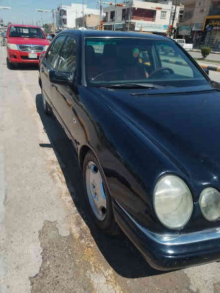 مارسدس ام عيون 1997واسط
محرك vvtجديد شرط
تخم تاير جديد سياره مال جناي
تبريد فووووول 
سعر 65 ..
***********..***********
