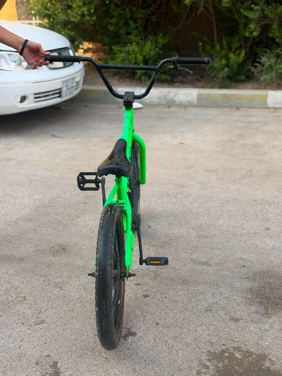 للبيع BMX مكاني بغداد باسكل تتونس بي كشن بلادي موجود صارله فتره متروك عندي وماطلع بي قليل الله شاهد نظيف جدا  
السعر 125 وبي مجال 
الرقم ***********
