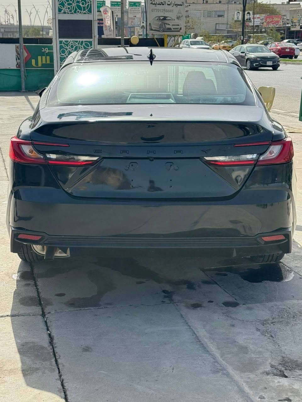 السلام عليكم 
للبيع 
كامري موديل 2025 مواصفات LE هايبرد منفيس حره 
معفيه من الرقم مجاني 
دخول جديد 
ماشيه 2000 زيرو يعني صفر 
ببها صبغ چاملق خلفي وصندوك مبدل بلادي 
بدون ايرباكات 
السعر 210 وبيها مجال 
عنوان السياره ناحيه الزاب قريه اصبيح تحتاني 
للاستفسار الاتصال على الرقم التالي 
‏‪0771 698 5275‬‏
