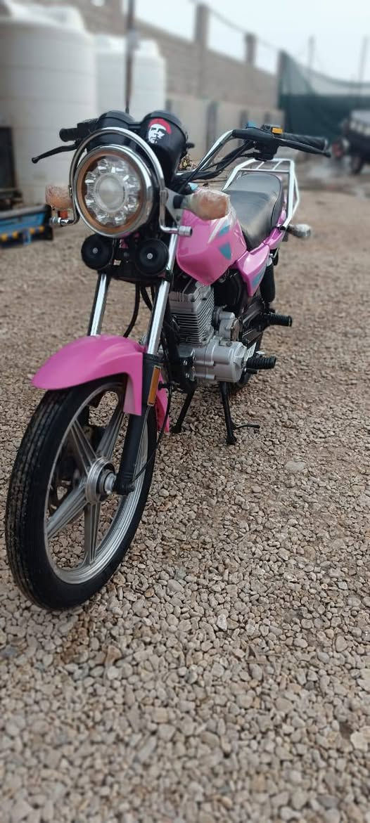 السلام عليكم
دايون عضم موديل 23 اوراق استنساخ كامله 
كفاله عامه السعر ٨٥٠ وبيها مجال 
مكاني حله ابو غرق 
***********
