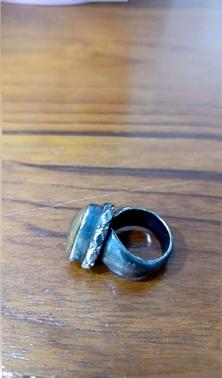 السلام عليكم سلطاني قديم للبيع السعر ١٠٠ الف وبيه مجال قليل


**إذا كنت صاحب هذا الإعلان وتريد حذفه لأي سبب، رجاءا أرسل رسالة إلى الدعم الفني**