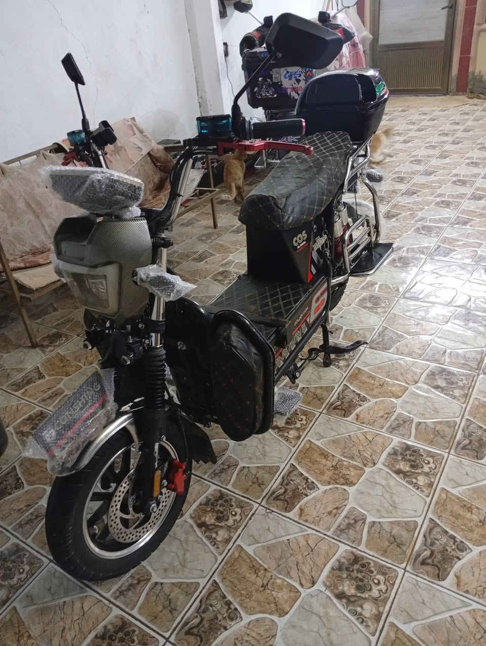 السلام عليكم موطور جبلي موديل 25 شغال عل فحص سعر ٤٧٥ وبي مجال ٦ باتري مكان فلوجة ***********
