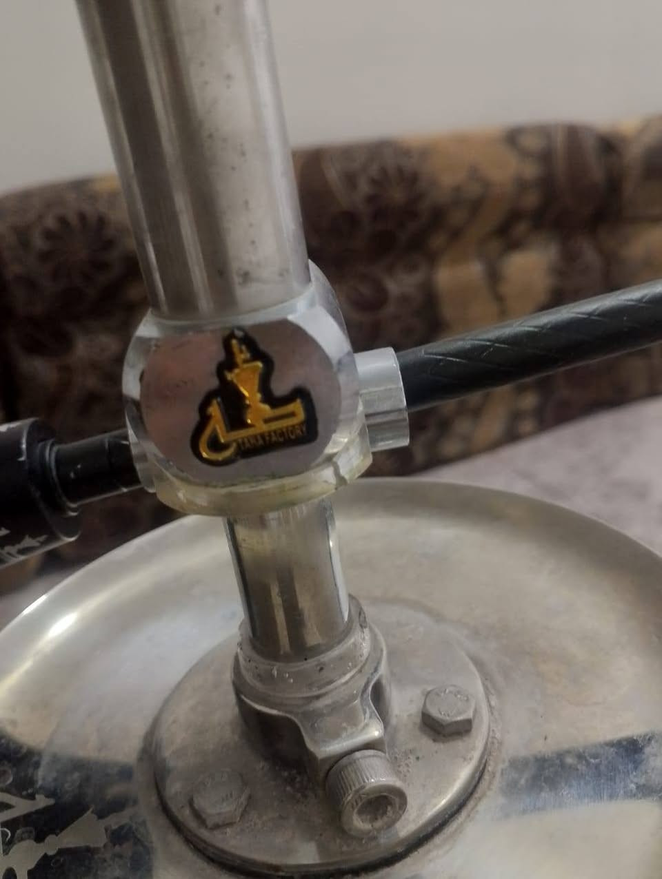 اركيله 
طه فلتر  قامچي كبس
نظيفه سعرها ٧٥ وبيها مجال
واتساب *********** سوق الشيوخ, ذي قار
