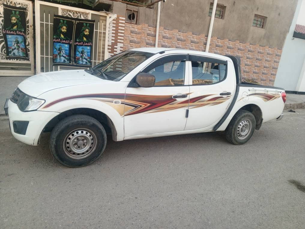 متسيوبيشي بيك اب 2010 بسمي تحويل بغداد تبريد شغال  بيها طخات لايوجد تبديل السعر اتصل على الرقم بيها مجال للطيبين  *********** مكاني بغداد  الزعفرانيه بغداد, العراق
