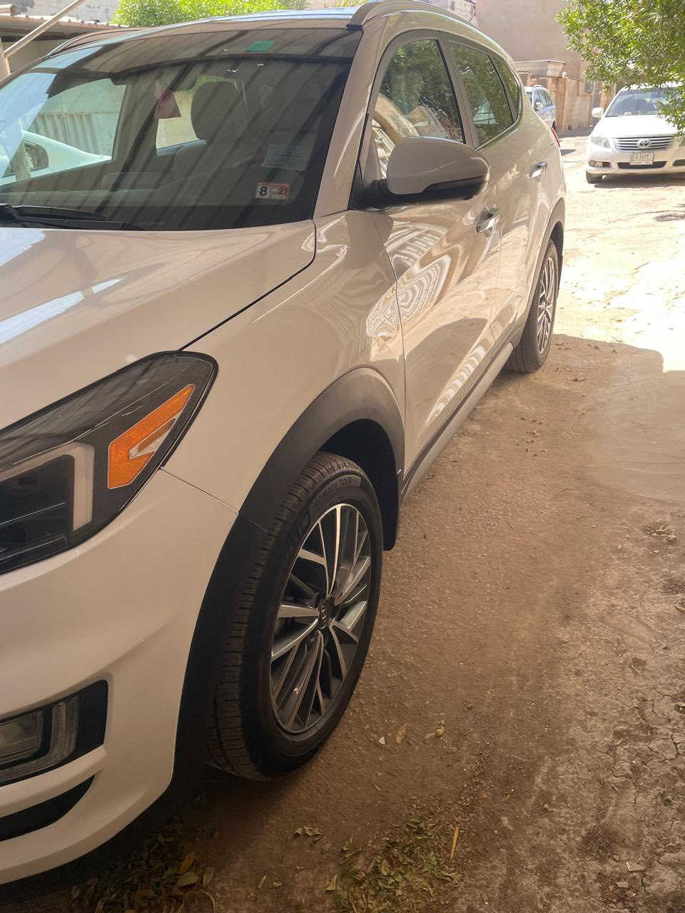 هونداي توسان 2019 امريكي ماشية 58 الف ميل
حرة باسمي رقم بغداد انجليزي تحويل باي وقت وسنوية فعالة
#السيارة جديدة كلش 
#حادث السيارة شبر بالبنيد بامريكا ( صبغ شبر بالبنيد )وانضربت بالعراق جنطه تبديل نفس اللون.
#جاهزة على اخر حباية وما بيه اي نقص.
#ايرباك ستيرن فقط
المواصفات:-
فول مواصفات عدا البانوراما
محرك 2400 مكفول
الداخل جلد بيجي تدفئة وتبريد بالكشنات
باب خلفي كهرباء
4 كامرات ( 360 درجه )
تبريد قطعتين 
بصمه 
اشاره بالمري
رادار امامي 
الحفاظ على المسار 
رادار جانبي بالمرايه
سايد بريك كهربائي  
زنون لد عالي ناصي 5 عدسات 
انظمة قياده 
السعر 177 ورقة وبيها مجال بسيط
مكان السيارة ميسان - العمارة
‏‭***********
واتساب او الاتصال عالرقم
