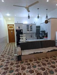 المساحة: 120 م– الواجهة: 5.5 م – النزال: 22 م  البناء: طابقين كونكريت ...