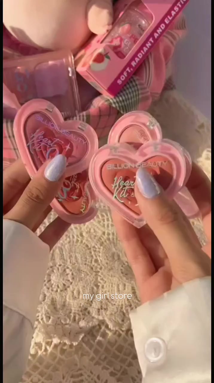 منتج واحد ب اثنين 🍒 
احمر خدود بقلب يحتوي على هايلايتر ليمنحك اشراقة شبابية منعشة 
ان هذا المنتج متعدد الاستخدامات يحتوي :
_ احمر خدود للوجنات
_ هايلايتر للمعة خفيفة تضئ الوجه
قوامه مخملي ناعم جدا خفي5 بالدمج وسهل التوزيع
لونه طبيعي جذاب
تالقي باناقة مع هذا البكج
السعر 3000 دينار 😍
الكمية محدودة 
يوجد توصيل ياجميلات 💝
#makeup #love #uae #foryou #mygirlstore


**إذا كنت صاحب هذا الإعلان وتريد حذفه لأي سبب، رجاءا أرسل رسالة إلى الدعم الفني**