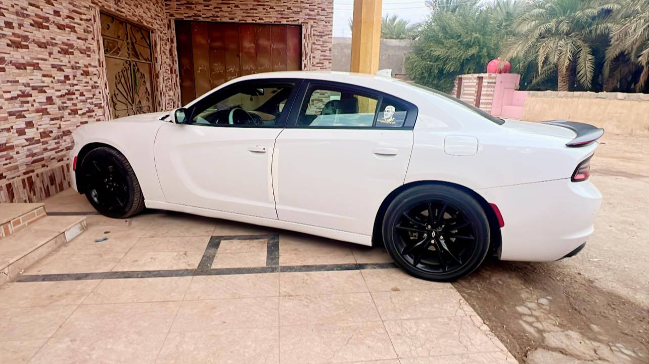 بسم الله
ياالله 
قرن المنشور قبل لا تتصل 

***********

للبيع جارجر 
مديل 2016 
رقم بغداد  مميز  بسمي انكليزي تحويل مباشر 
السيارة فول مواصفات واحد على واحد 
شفتات ستيرن 
كشن حضن  جلد 
خزن ميموري 
دكمه سبورتج
فول الخير 
مكينه 
كير كسن حداده كفاله 
حادث مريكه بل شاصي عكس السايق فقط الشاصي شفر ومسحوب ومصلح لا كص ولا الحيم سحب فقط ايرباك دشبول ضارب 
وهنه بل كراق عدي بنيد وصبق شبر جاملق على 
صار بيها حرك بسبب قاعدت فيوزات بنيد حترك وشبر جاملق مانفتح على وضعا باقي بنيد مامبدل على وضعه والجاملق مامصبوق هم على وضعه باقي  ضفيره جديده شديت مال مديل 2023   
 
السعر 190 وبي مجال بسيط  والي ميعجبع السعر بس كلمت الله يرزقك ويرزق الجميع والسوك كلشي بي 

مكاني البصرة الدير 
والرزق من الله   @إشارة
