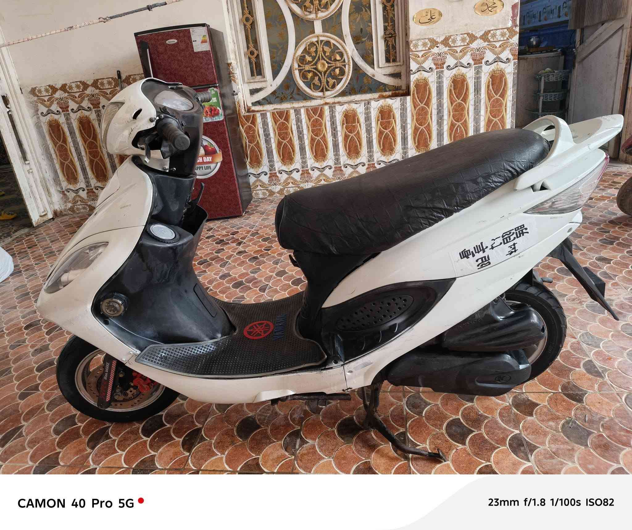 دراجه في تو موديل 13 بيه مشي خير من الله كهربائيات كله شغاله تجفيت شركه 450قفل قفل لحد يكلي على التفاصيل وشكد قفله كله تفاصيل كدامك مو شراي اعبر المنشور ***********
