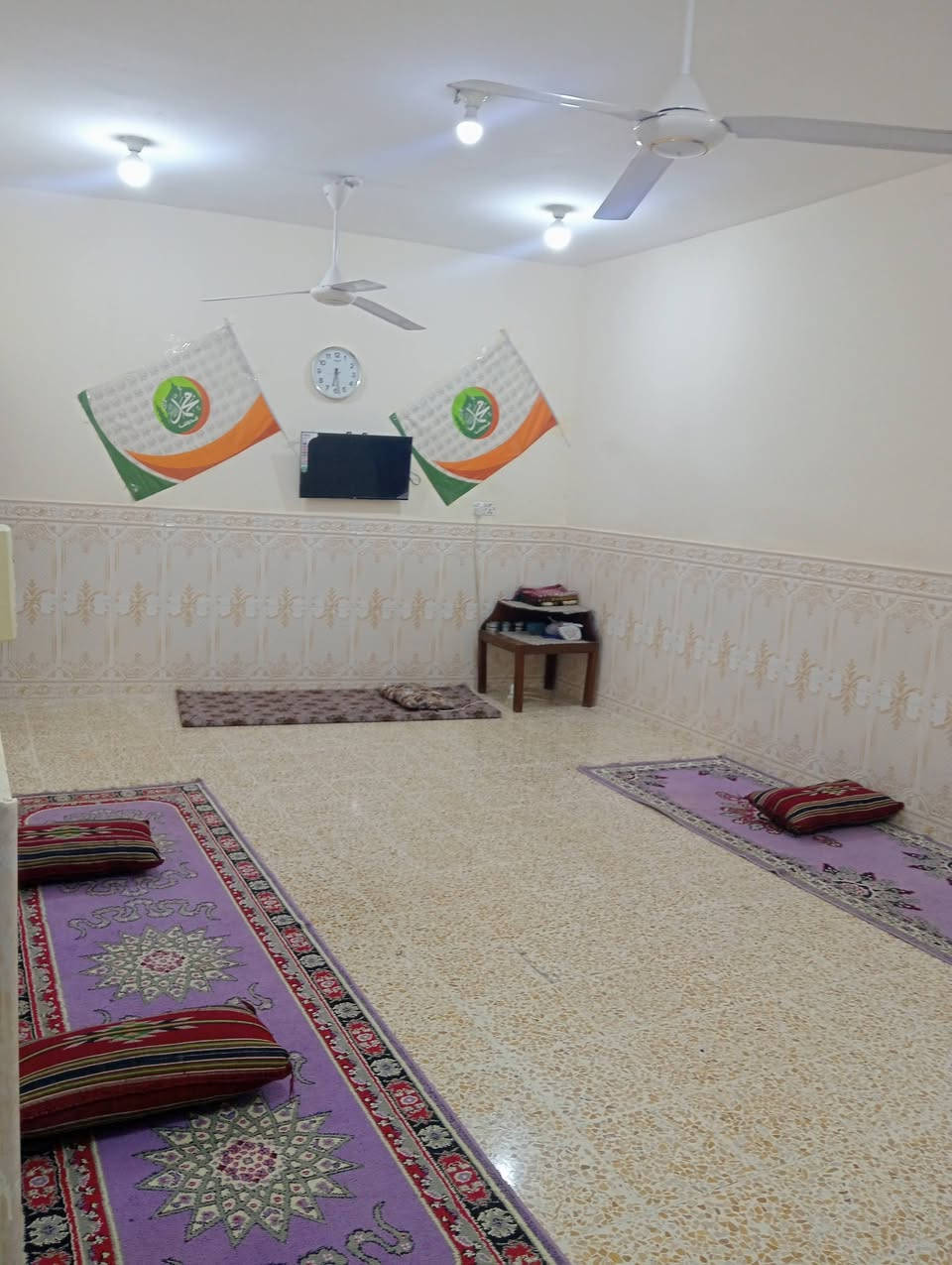 دار للبيع طابو زراعي سند 25 بسمي مساحه 300م العثمانية خلف الصناعه الثالثه قرب المختار الخدمات كامله ماء كهرباء تبليط السعر 65 بي مجال الاتصال على الرقم ***********
