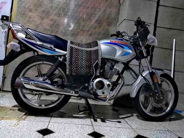 سلام عليكم دايون عضم موديل 22 طالعة بشهر 11 مكفولة كفالة عامة مابيهة اي نقص محرك مكفول ناعم دراجة شلعة رزانة حلوة ومرتبة سعر 1200 وبيهَ مجال للشراي مكاني بابل قضاء القاسم ***********
