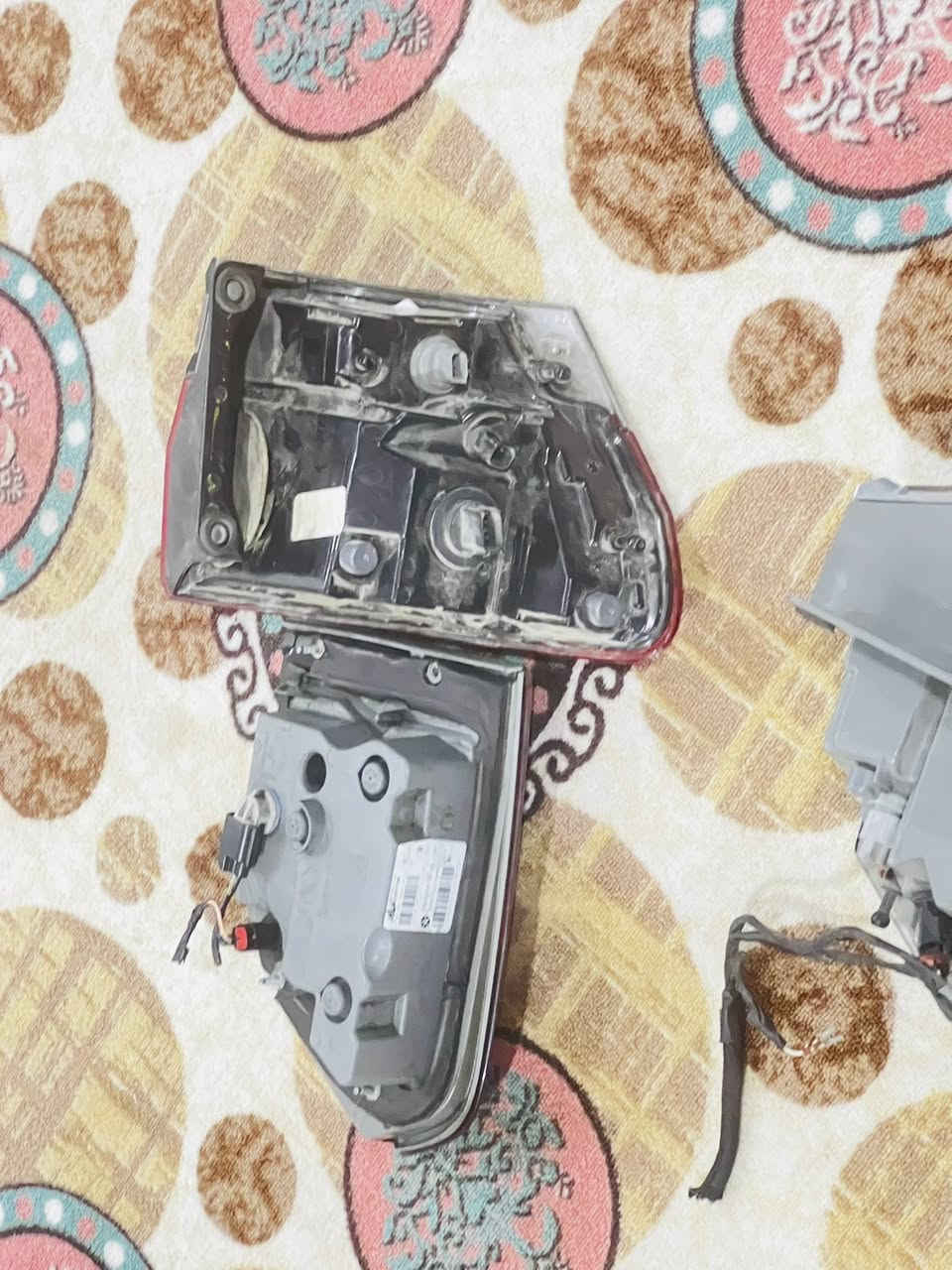 بك لايت جيب اصلي مال تفصيخ السعر 400 الف***********
