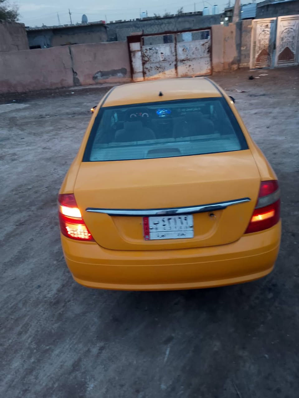 جيلي موبل موديل 12 رغم نكليزي بغداد تحويل مباشر مكان السيارة كوت صبغ عام ملكطه خياسات هلالات ودوس  مصفره هيه وقرامات السعر 33بيه مجال بسيط للشراي ورجاءن الموشراي ليتعب نفسه ويتعبنه التصال ***********
