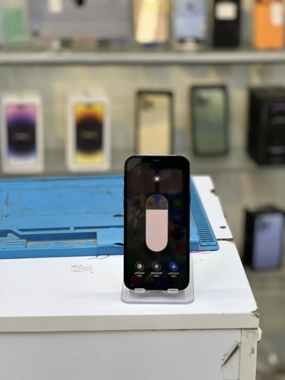 - [ ] يالله
- [ ] للبيع ايفون 14 برو ذهبي  
- [ ] ذاكرته 128
- [ ] رقم نموذجm
- [ ] مبدل فقط شاشه اصلي ضمان شهرر
- [ ] بطاريته 87 
- [ ] اخوان اخذو سكرين للمنشور ودخلو خاص 
- [ ] عربي شرق اوسط  
- [ ] مابي اي خلل  
- [ ] نضافته 💯 
- [ ] كلشي ضمان  شرط فحص وين مايعجبك 
- [ ] فيس ايدي شغال       
- [ ] تصال ✔️
- [ ] صوت ✔️
- [ ] كاميرات ✔️
- [ ] واي فآي ✔️
- [ ] شحن ✔️
- [ ] نت ✔️
- [ ] كاميرات ✔️

- [ ] كله ضمان شرط سبوع كامل 
- [ ] سعره 525  
 
- [ ] ملحقاته شاحنه كفر لاصق 
- [ ] بغداد حي العامل سوق شعبي 
- [ ] مركز براند *********** واتس 

- [ ]  تيك توك bra7nd1

- [ ] يوجد توصيل🚚
