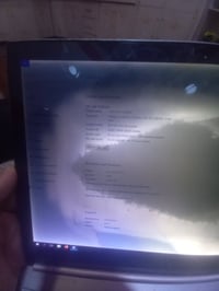 لابتوب شاشة فقط بيها ضربة  الاستفسار 07703215883